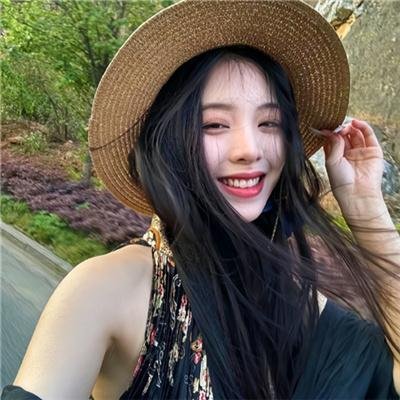 春光绿柳营海报